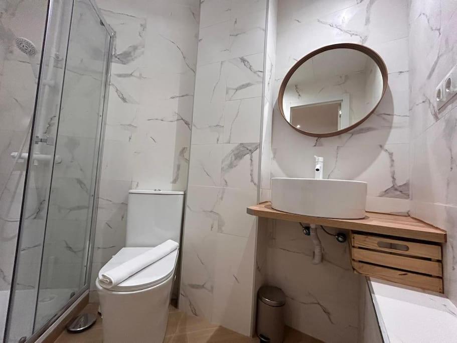 Ideal Studio In Cuatro Caminos - Guipuzcoa Мадрид Екстериор снимка