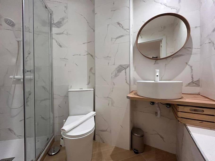 Ideal Studio In Cuatro Caminos - Guipuzcoa Мадрид Екстериор снимка